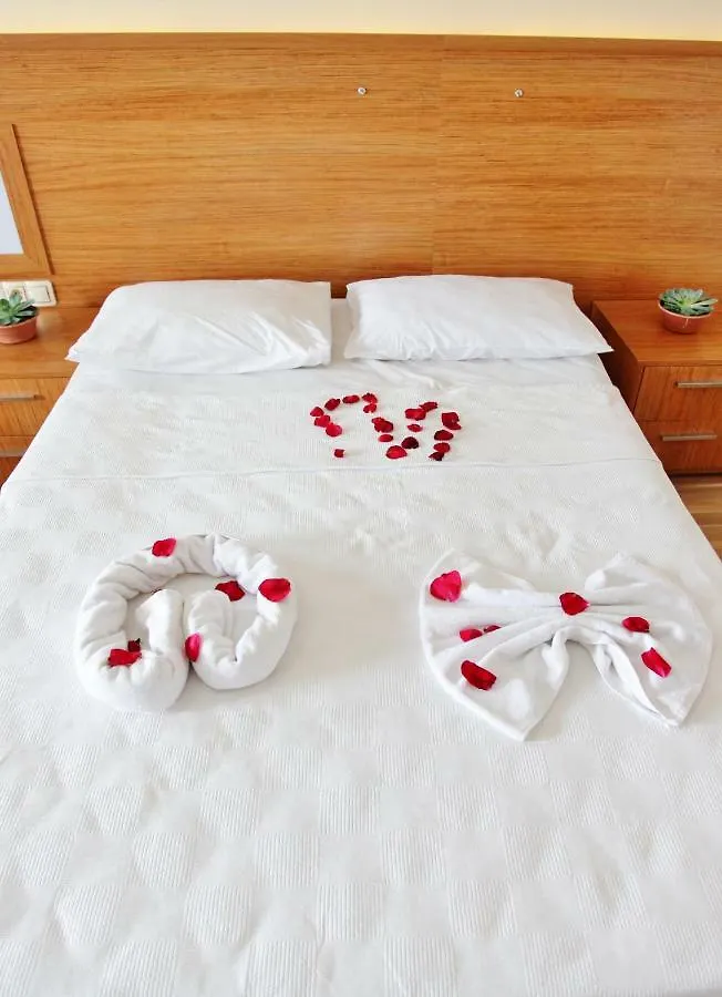 Can Otel Bodrum 3*,